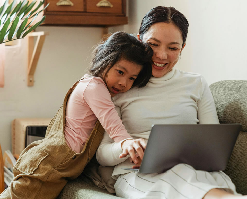 mom-laptop