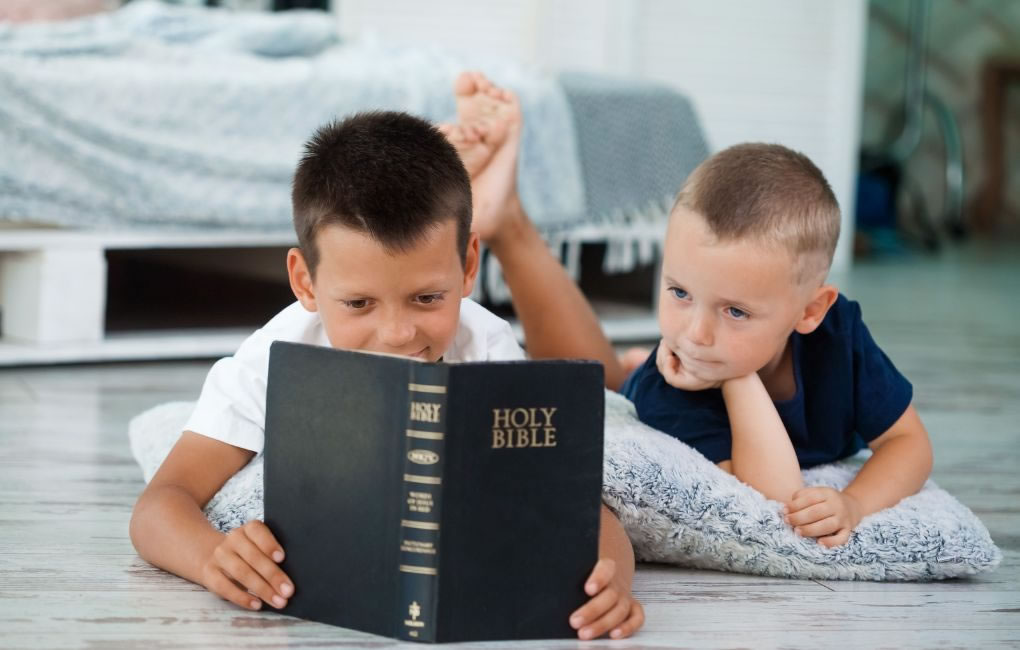 Children Owning Their Faith and Sharing It Boldly: A Christian Parent’s Guide