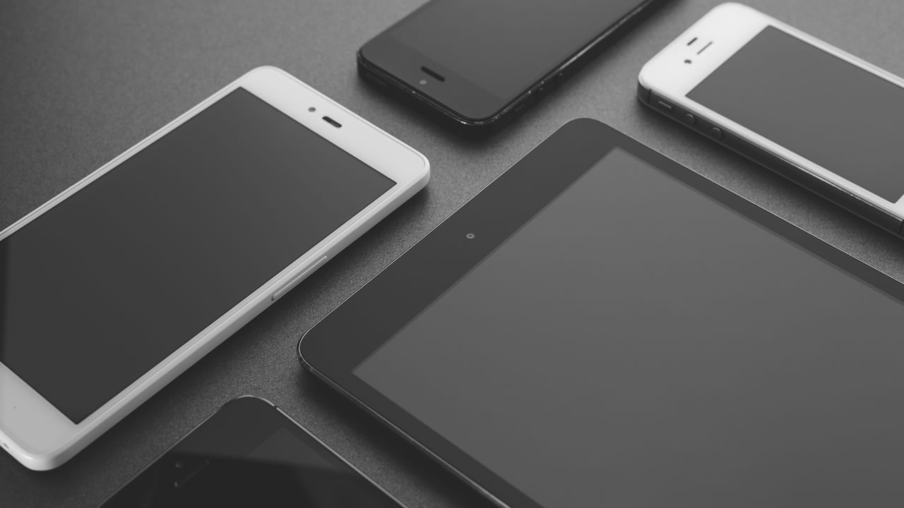 The Hidden Dangers of Social Media and Smartphones: What Every Parent Needs to Know